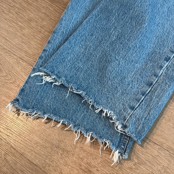 Abercrombie & Fitch Curve Love HighRise 90s Relaxed Jean Med Double Waistband 27 - Picture 6 of 11